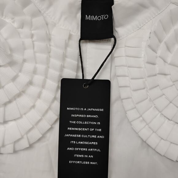 Mimoto Japan NWT Blouse Size Large White With Floral Apliques Front and back - Picture 9 of 10